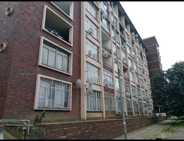 1 BEDROOM APARTMENT FOR SALE IN PIETERMARITZBURG CENTRAL